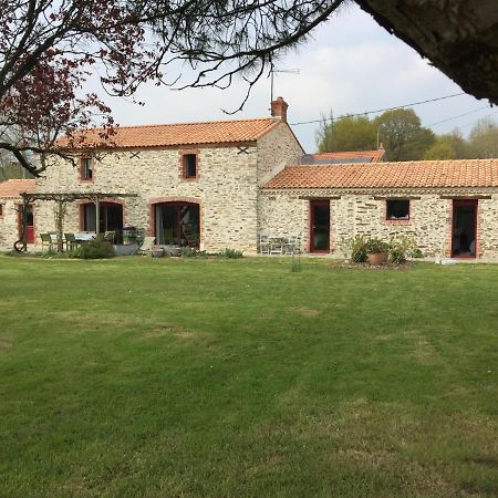 Au Mas Retz De Jade Bed and Breakfast Chauvé Εξωτερικό φωτογραφία